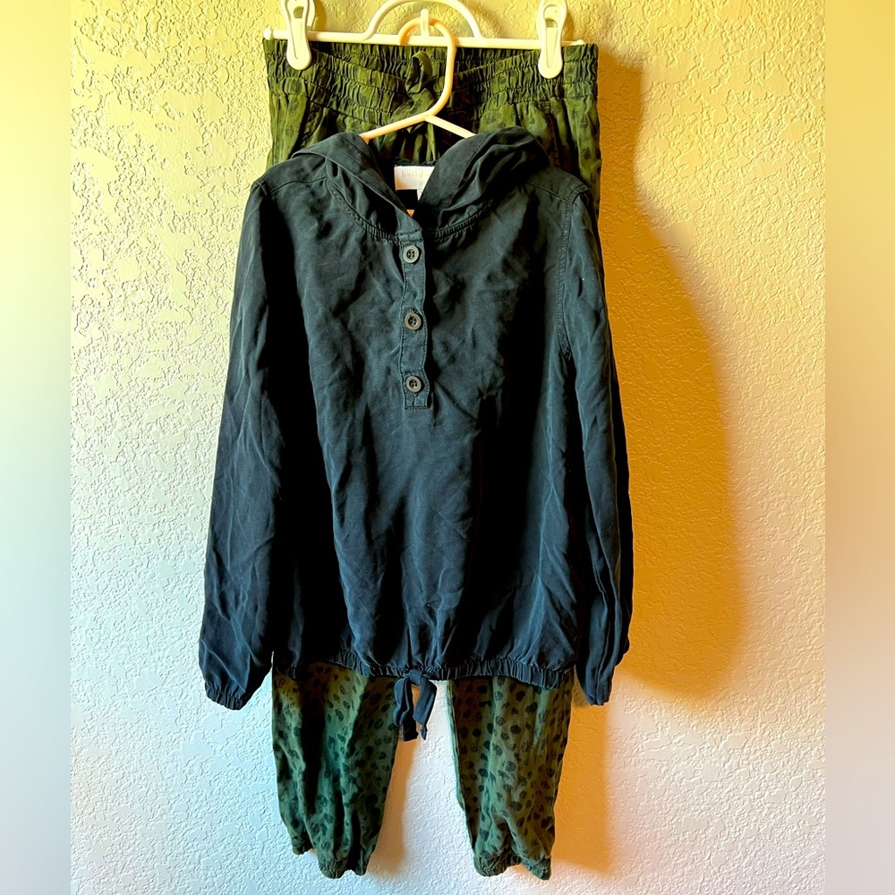 Bella Dahl Girls Boutique Pants and Hoodie Set